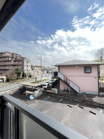 眺望　２階バルコニーからの眺望です。１階も陽当り良好です♪