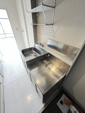 キッチン　２口ガスコンロ設置可のキッチンです♪