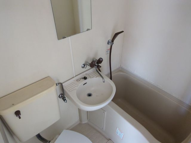 バス・シャワールーム