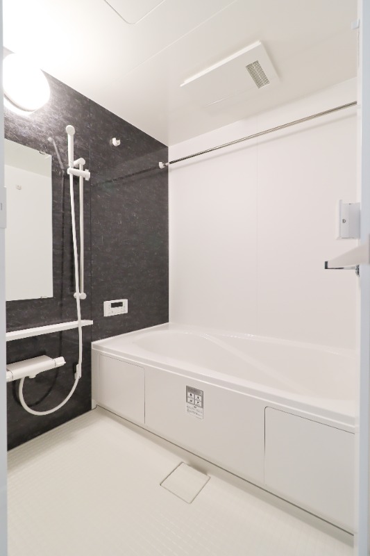 バス・シャワールーム　図面と現状に相違がある場合には現状を優先