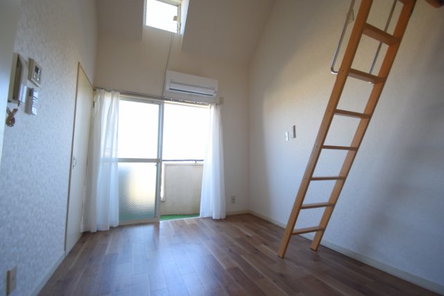 居室・リビング　同仕様写真