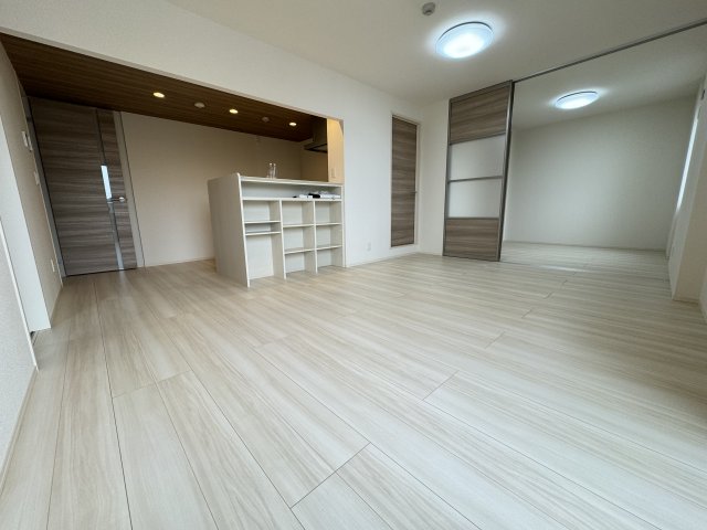 居室・リビング　別号室写真