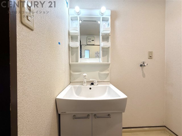 洗面設備　独立洗面化粧台付き！