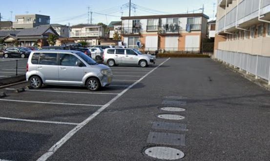 駐車場　駐車場