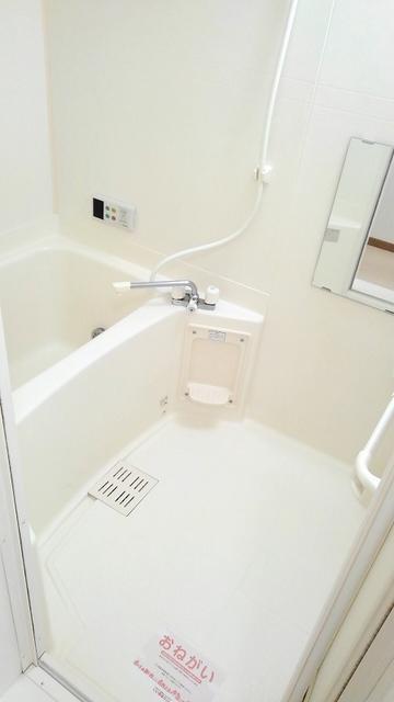 バス・シャワールーム　バスルーム