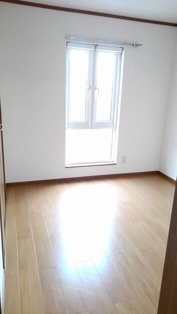 バルコニー　洋室