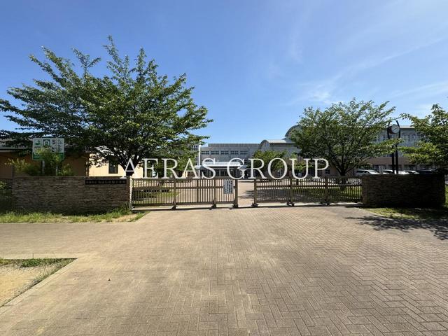 小学校　市原市立ちはら台桜小学校（小学校）まで596m