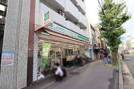 コンビニ　ローソンストア１００京都千本丸太町店（コンビニ）まで217m