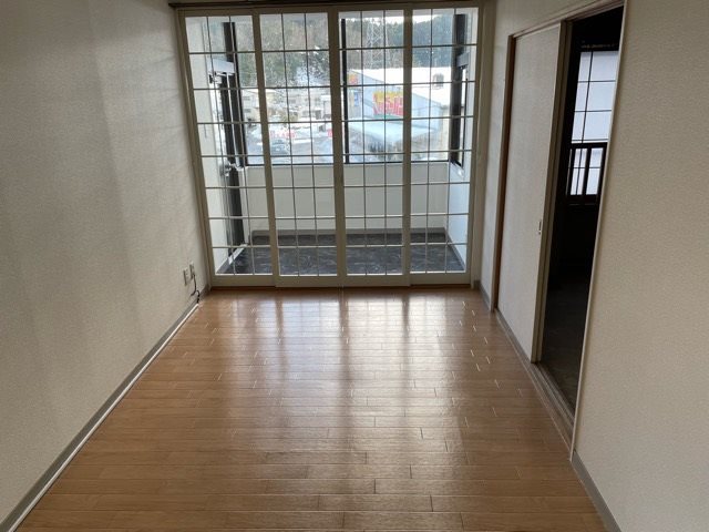 ライフステージ広瀬森の居間写真