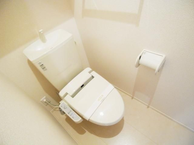 トイレ　☆温水洗浄便座☆