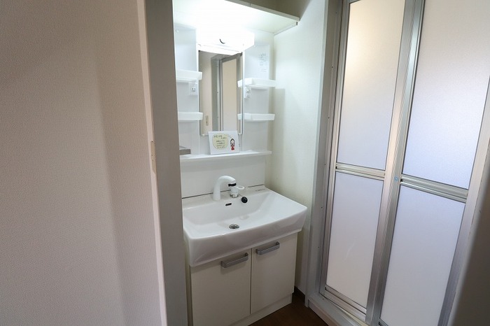 洗面設備　洗髪洗面化粧台