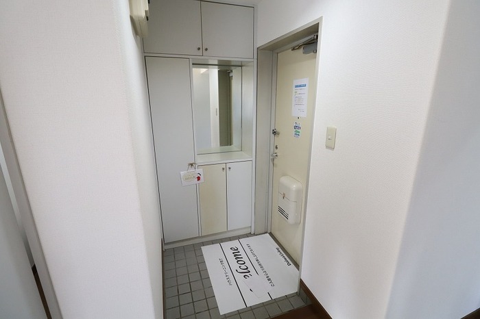 玄関　シューズボックス