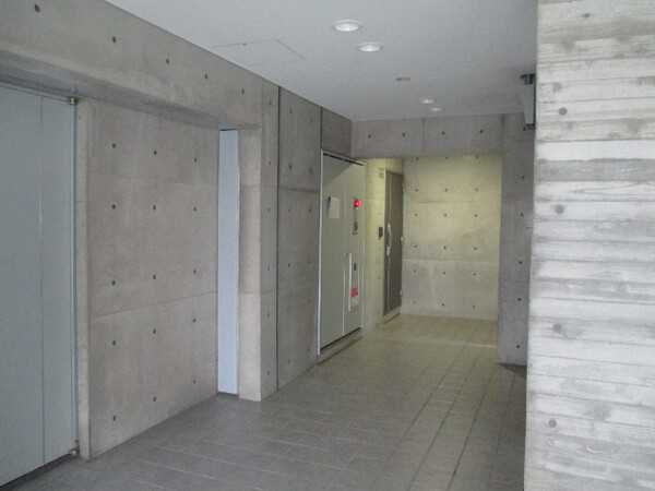 ロビー　ラフルール　ロビー