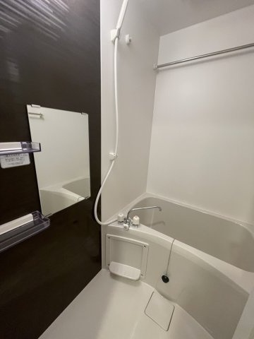 バス・シャワールーム　バスルーム