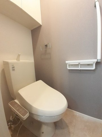 トイレ　トイレもきれいです