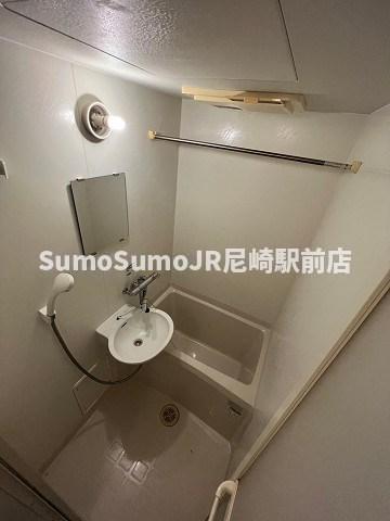 バス・シャワールーム　お風呂です