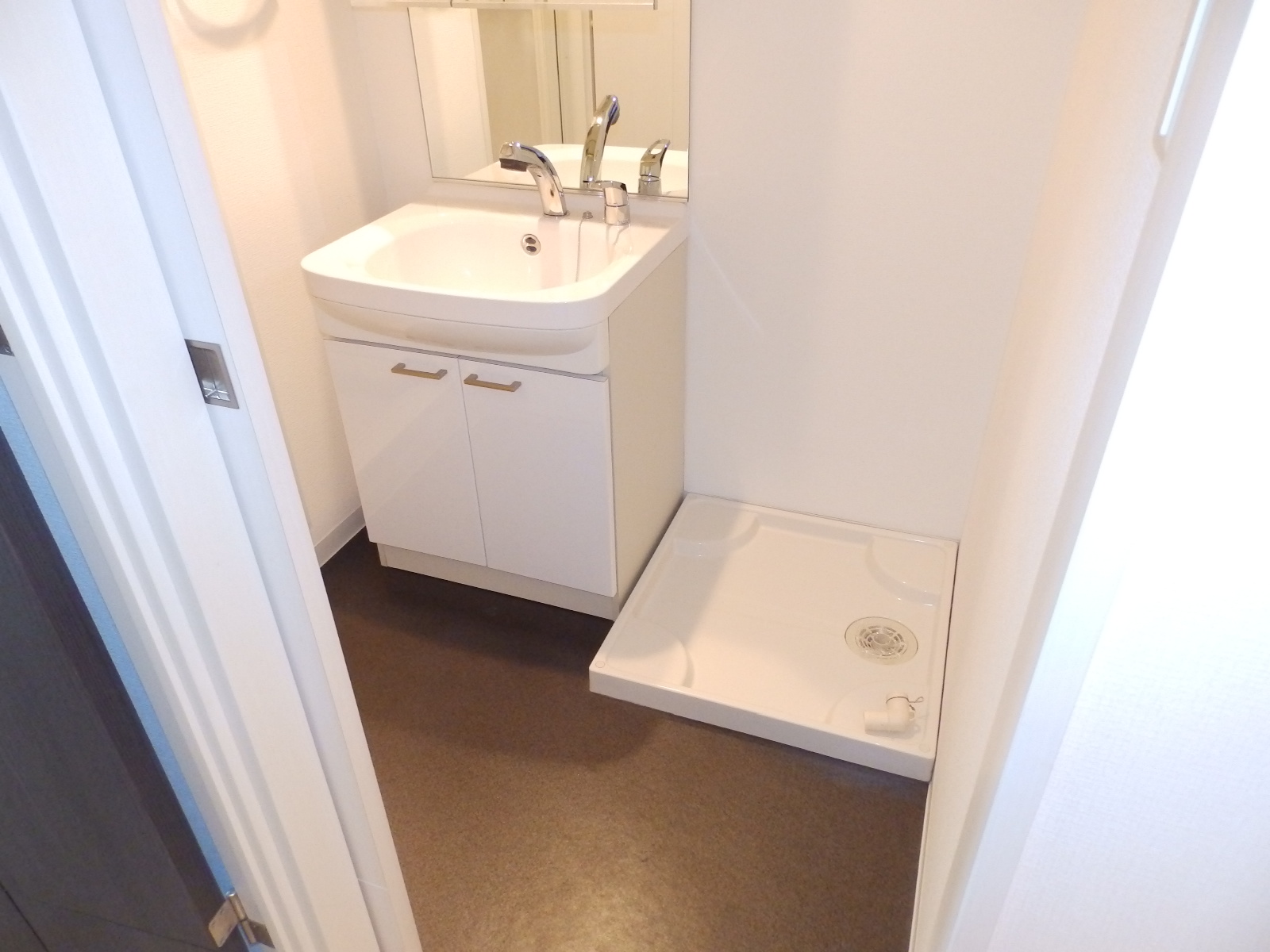 洗面設備　独立洗面台　脱衣室