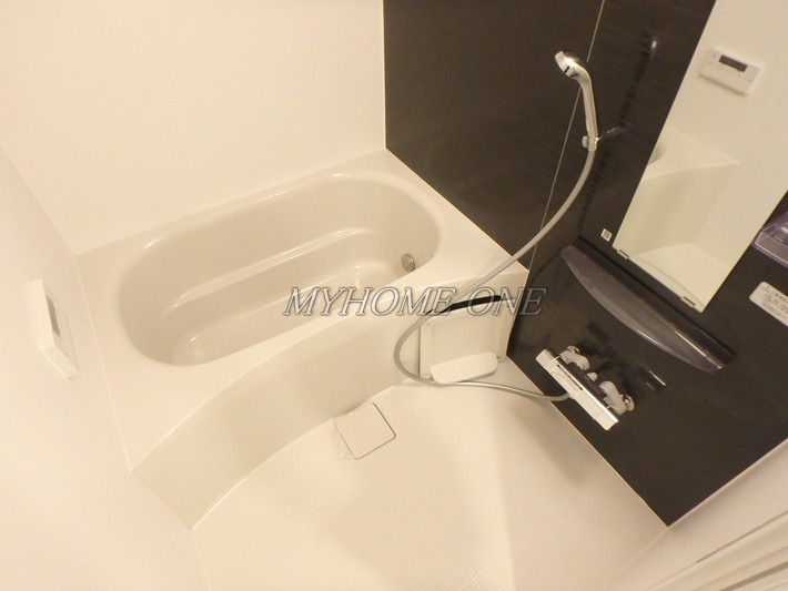 バス・シャワールーム　追焚バス