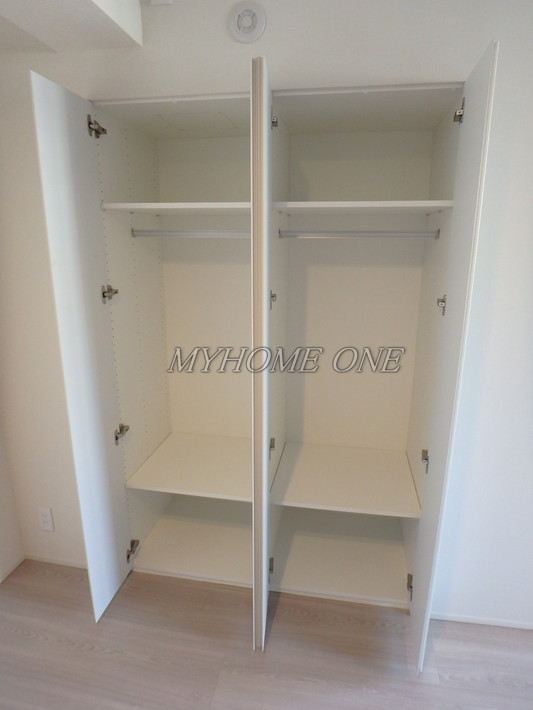 収納　洋室収納