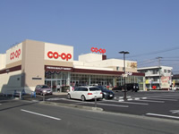 スーパー　おかやまコープ コープ総社東（スーパー）まで379m