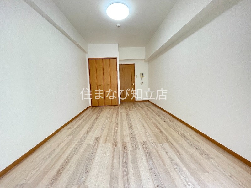 居室・リビング　同型別部屋写真