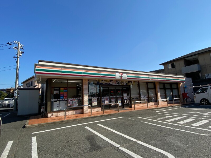 コンビニ　セブンイレブン前原駅南2丁目店（コンビニ）まで487m