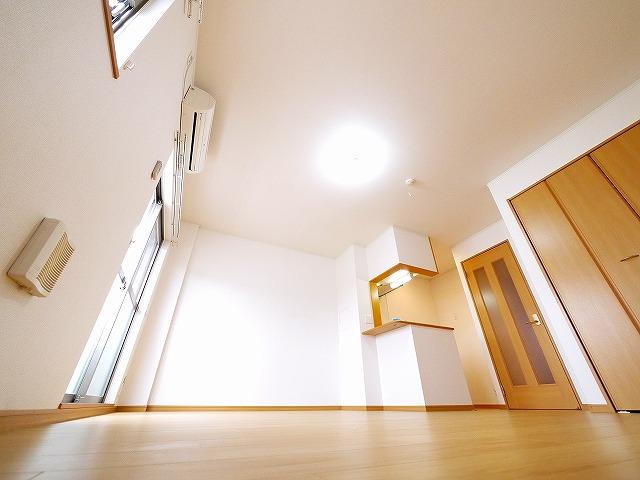 居室・リビング　おしゃれな居間です