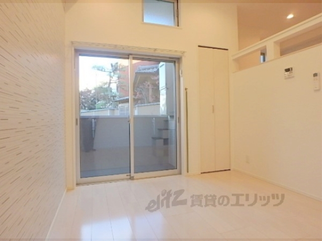 居室・リビング　洋室