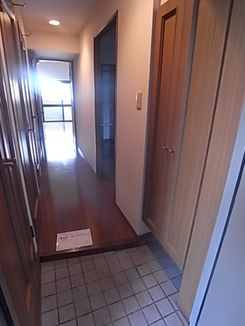 玄関　同建物別部屋参照