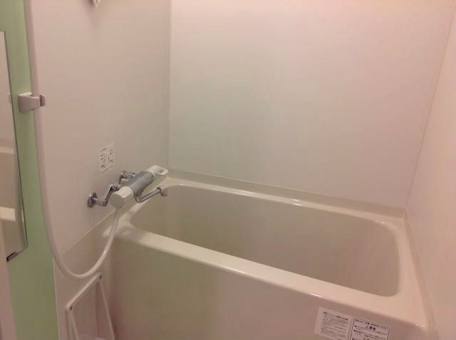 バス・シャワールーム　浴室乾燥機付き