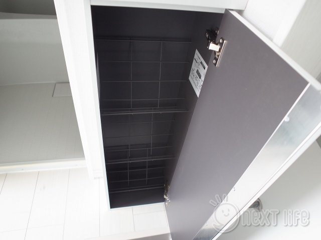 収納　プライムテラス小田急相模原1A棟