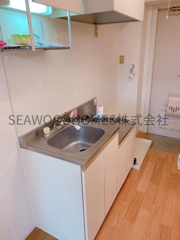 キッチン　必要なものが手に届く。無駄な動きを省ける効率設計です。