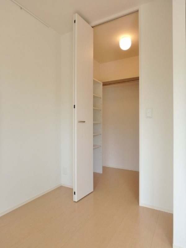 収納　図面と現状に相違がある場合には現状を優先