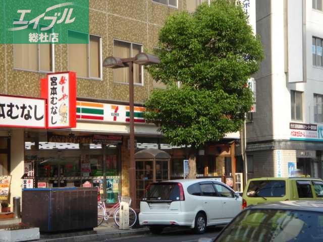 コンビニ　セブンイレブン倉敷駅前店（コンビニ）（コンビニ）まで238m