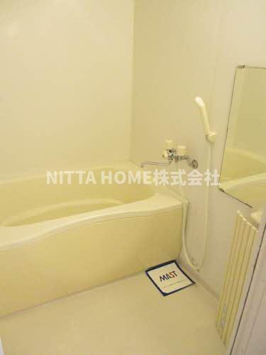 バス・シャワールーム　浴室乾燥や追い焚き機能付き☆彡