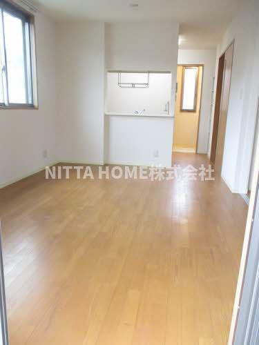 居室・リビング　１２帖のリビングルームです★