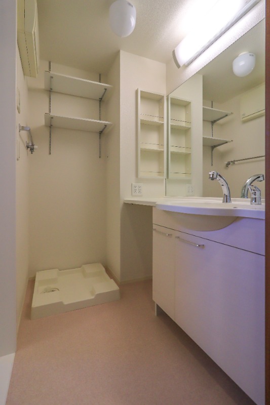 洗面設備　図面と現状に相違がある場合には現状を優先