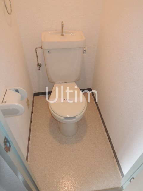 トイレ　別部屋のお写真です。ご参考までに！