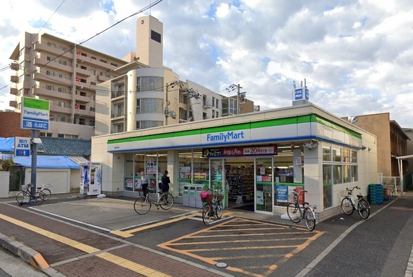 コンビニ　ファミリーマート高石駅前店（コンビニ）まで1612m