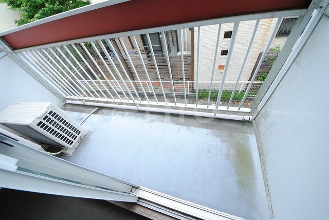 バルコニー　写真は２０４号室