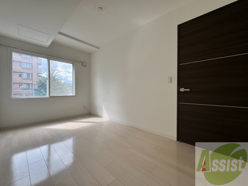 その他部屋・スペース　寝室です。部屋をどう使うかはあなた次第です！