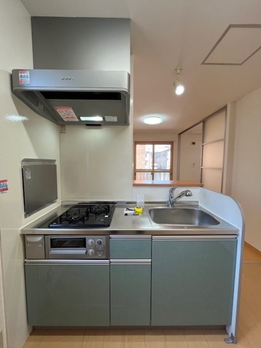 キッチン　ガスコンロ付き対面キッチンです♪