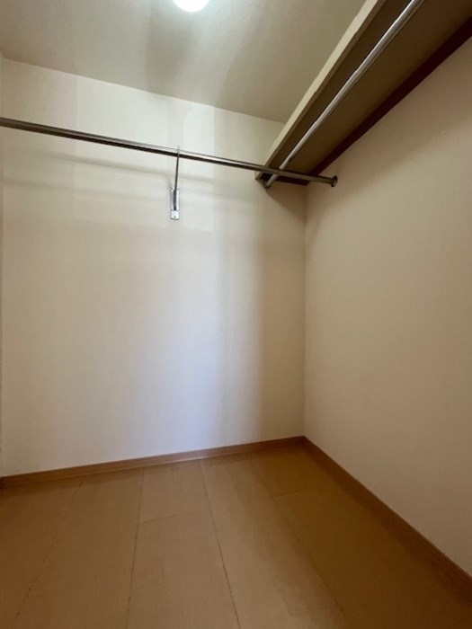 収納　大容量のウォークインクローゼットです☆