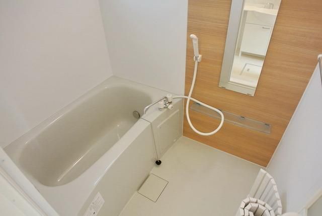 バス・シャワールーム　☆追い焚きバス☆