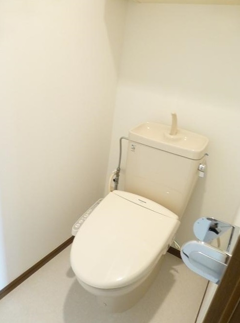 トイレ　室内イメージ