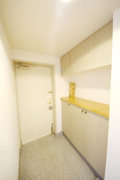 玄関　★お部屋探しはタウンハウジング千歳烏山店へ★