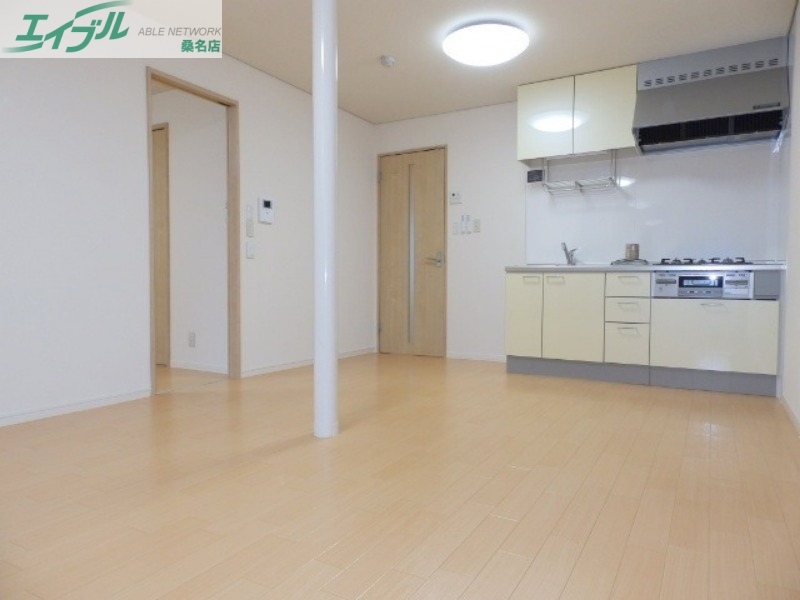 居室・リビング　同物件、別部屋の写真です