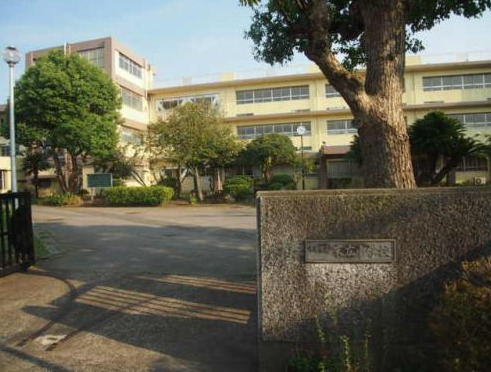 中学校　千葉市立末広中学校（中学校）まで720m