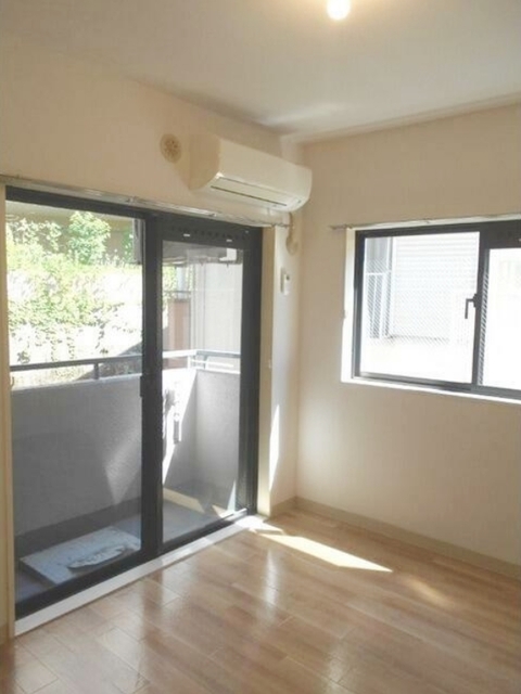 居室・リビング　同仕様写真