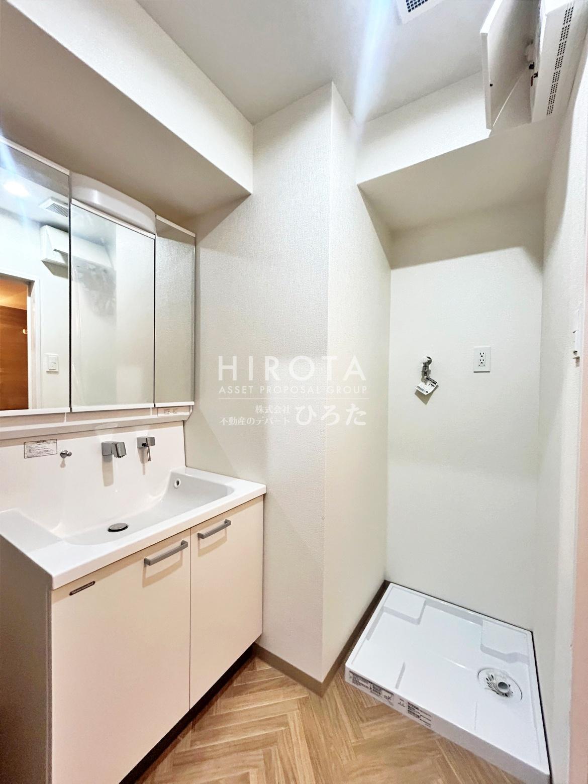 洗面設備　同仕様写真になります